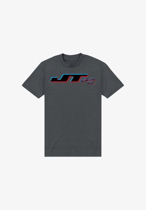 Graues Baumwoll-T-Shirt mit einem auffälligen schwarzen und roten Logo mit blauen Akzenten, auf dem "JT Racing" steht. Kurze Ärmel und klassischer Rundhalsausschnitt.