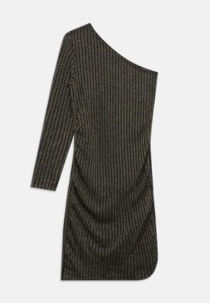 Sort og sølvstribet asymmetrisk kjole med langt ærme på venstre side og rynkedetaljer foran.