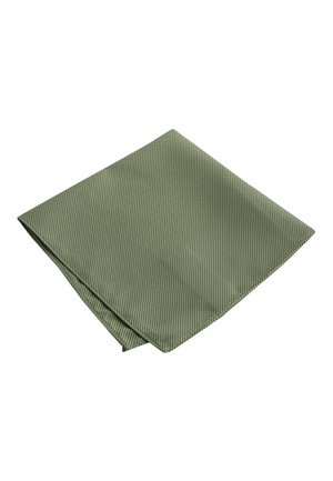 Zelený textilní kapesník s tkaným, strukturovaným vzorem, složený diagonálně. Materiál působí měkký a lehký.