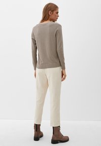 s.Oliver Strickpullover - hellbraun