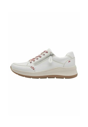 Trainers - white