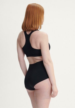 Female Engineering MATERNITY MEDIUM ABSORBENCY HIGH WAIST 
 - Menstruationsundertøj - black