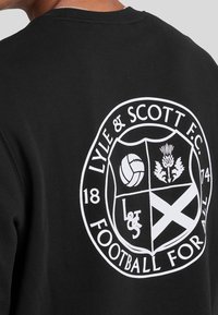 Lyle & Scott FOR ALL GRAPHIC - Sudadera - jet black