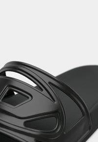 Diesel SA-CLYDE W - Iešļūcenes - black