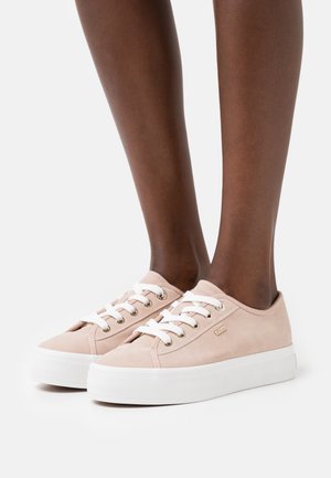 s.Oliver Trainers - soft pink