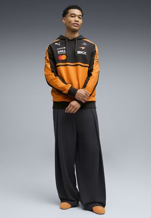 Puma, PUMA X MCLAREN RACING REPLICA HOODIE - Jersey con capucha - papaya