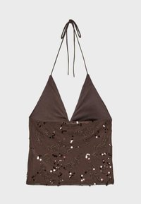 Crop top marron à col licou avec un décolleté en V profond et des motifs floraux en sequins à l'avant.