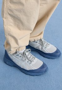 GEL VENTURE 6 UNISEX - Sneaker low - grand shark/piedmont grey