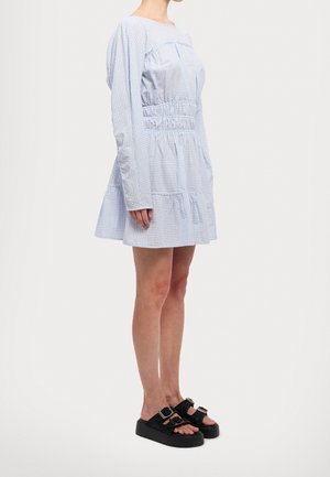 Vestido informal - light blue