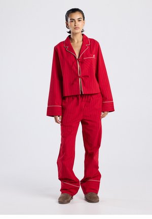 Pyjamahousut/-shortsit - red