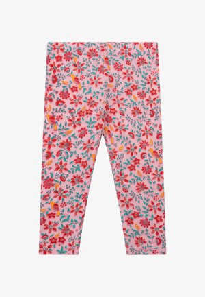 Leggings gemaakt van zachte stof met een roze achtergrond en een levendig patroon van bloemen en vogels in rood, geel en groene tinten.