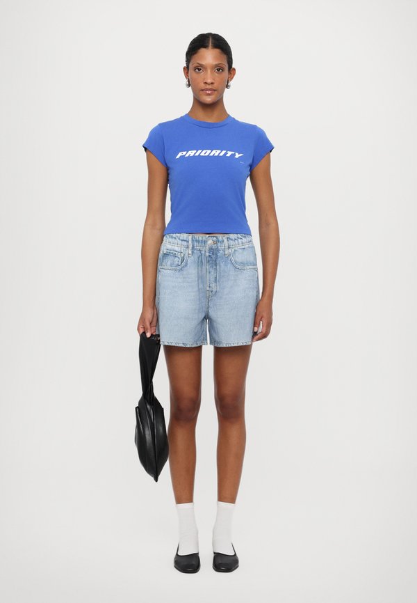 PRIORITY - Print T-shirt - ocean2