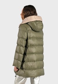 Canadian Classics LEWISPORTE 2 - Chaqueta de plumas - khaki