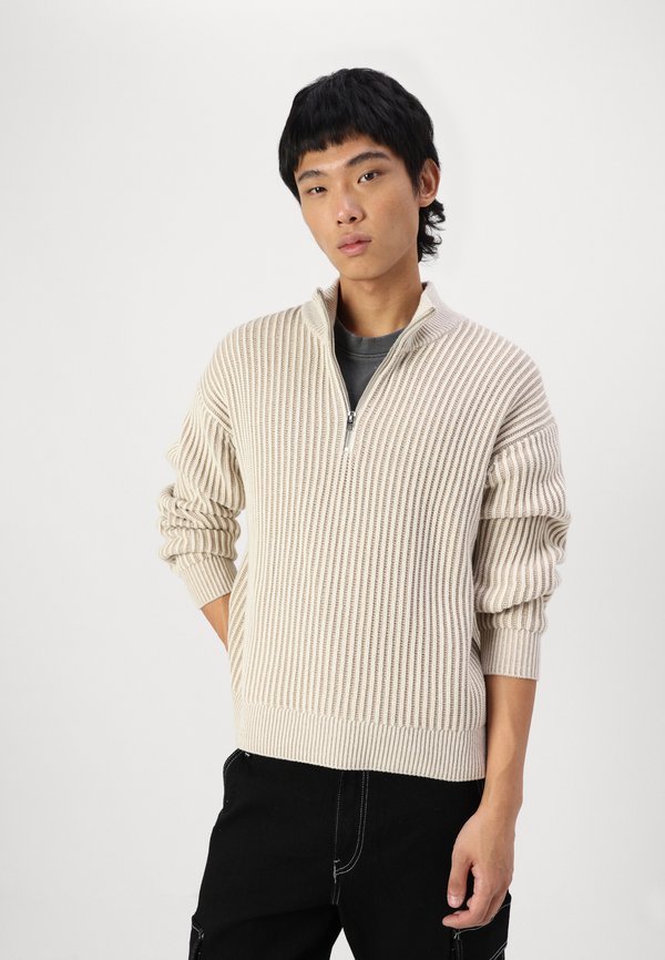 Oversized Quarter-Zip Sweater - Jumper - birch2