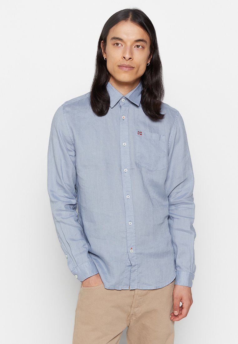 Camisa