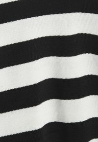 Esprit Sweter