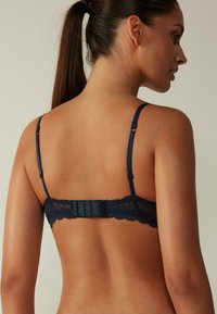 Intimissimi TIZIANA TRIANGLE - Trekants-bh'er - blu intenso