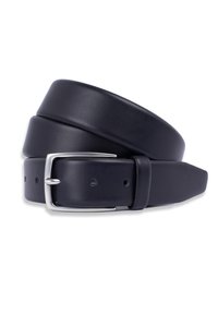 Zwarte leren riem met een slank ontwerp, zilveren metalen gesp en meerdere gaten voor aanpassing. Gladde textuur en recht afgesneden uiteinden.