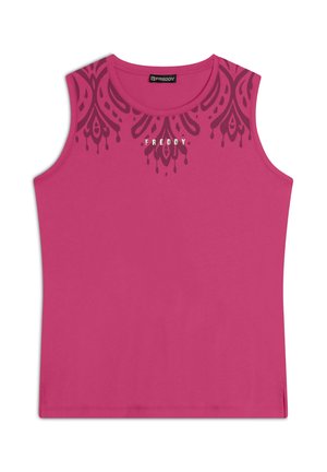 Top senza maniche rosa con motivo decorativo scuro sulle spalle e il nome del marchio "FREDDY" in bianco, realizzato in tessuto morbido.