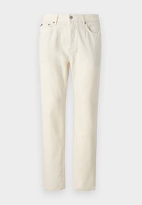 Crème-kleurige denim jeans met een rechte snit, uitgerust met vijf zakken, een knoop- en ritssluiting, en zichtbare stiksel-details.
