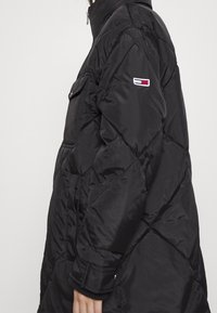 Tommy Jeans Abrigo de invierno - black