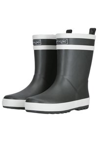 Bottes de pluie en caoutchouc noir avec des accents blancs, dotées d'un bout arrondi, de semelles texturées et de languettes à l'arrière pour un enfilage facile.
