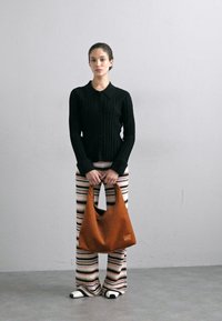 Missoni VERTICAL HOBO MEDIUM - Τσάντα χειρός - bruciato