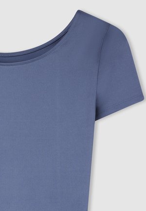 Top blu corto a maniche corte con scollatura rotonda. Realizzato in tessuto morbido con texture liscia e dettagli di cucitura minimi.