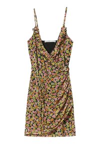 Květinové šaty s černým pozadím, zdobené jasně růžovými, žlutými a zelenými květinami. Navrženy s tenkými ramínky a na bocích s nařaseným detailem.