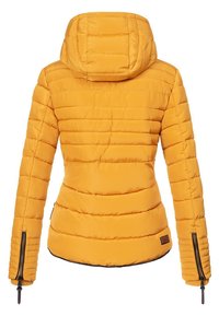 Geel pufferjack met een capuchon, voorzien van een gestikt ontwerp. Ritsmanchetten en een slim fit, gemaakt van soepel synthetisch materiaal.