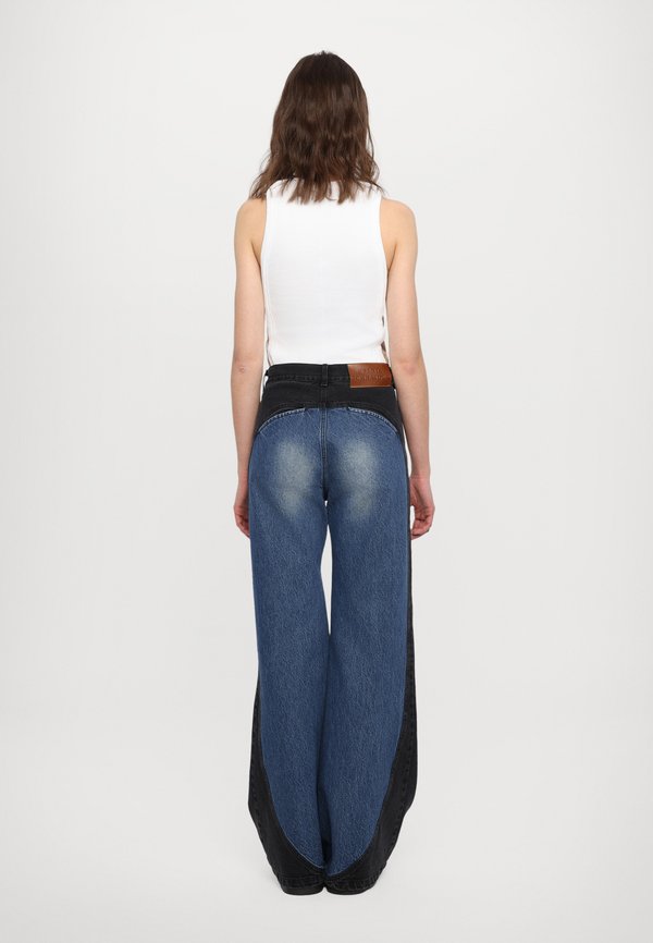 TAROT WITH CONTRAST OVAL DETAILS - Relaxed fit jeans2