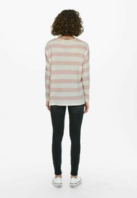 ONLY Strickpullover - cloud dancer