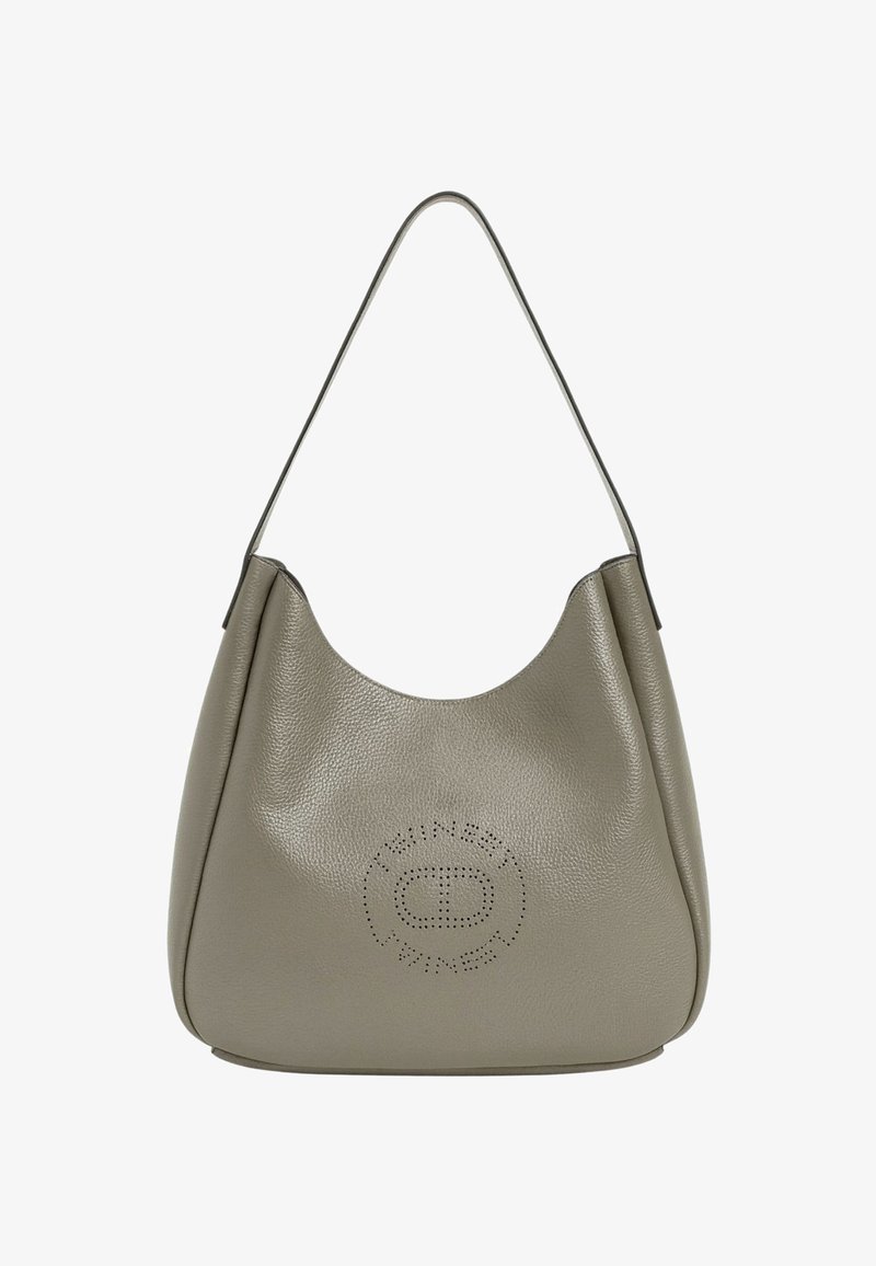 Borsa a spalla in pelle grigia con una doppia tracolla e un design di logo circolare perforato nella parte anteriore.