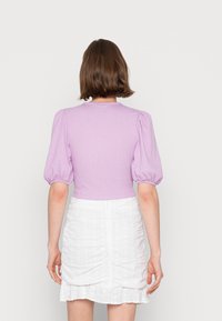 Monki Blusa - lilac purple light
