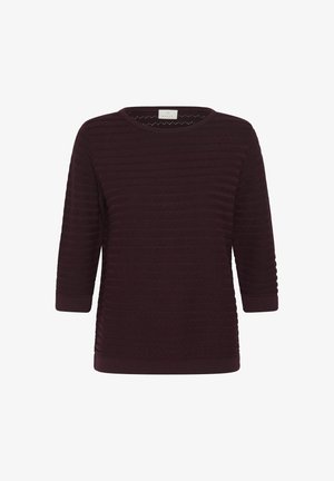 Sötétlila kötött pulóver vízszintes texturált csíkokkal, háromnegyedes ujjakkal és kerek nyakkivágással.