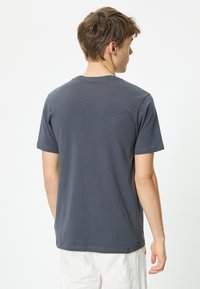 Koton SHORT SLEEVE  - T-shirts basic - anthracite