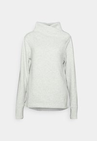 Sudadera de color gris claro con cuello drapeado, mangas largas y un dobladillo ligeramente curvado. Hecha de una tela suave y texturizada.