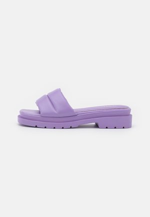 Slip-on sandaler - purple