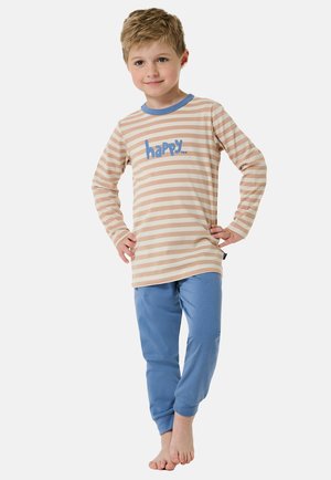 Gestreiftes Langarmoberteil in Beige und Weiß mit blauen Akzenten, das das Wort "happy" in Blau zeigt. Kombiniert mit hellblauen Hosen.