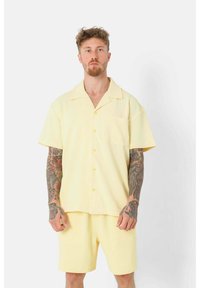 Unausgewählt, yellow