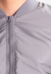 Urban Classics LIGHT BOMBER JACKET - Bombera - darkgrey