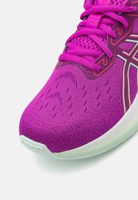 ASICS GEL CUMULUS 26 UNISEX - Scarpe da corsa su strada - bold magenta/soothing sea