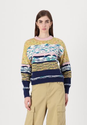 Object OBJSUBY  - Strickpullover - sky captain/multi