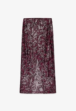 Burgundi spalvos blizgi sijonas su gėlių nėrinių raštu, iki kelių ilgio, permatomas tekstūra, prigludęs dizainas ir lygus pamušalas po juo.