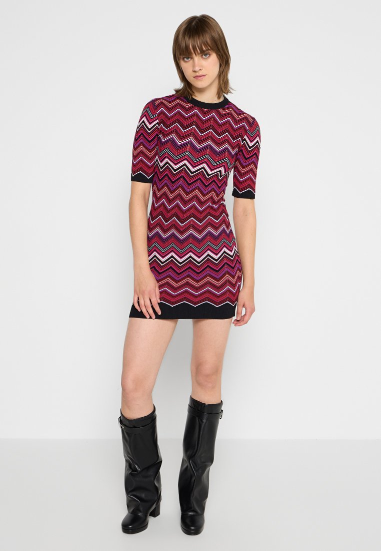 Missoni Gebreide jurk bordeauxrood Missoni Gebreide jurk bordeauxrood