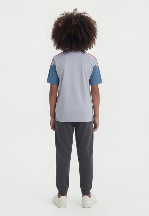 adidas CROATIA 26 TIRO TRAINING KIDS UNISEX - Football jersey - aurora onix/altered blue — foto 2
