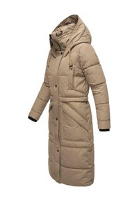 Beige lange pufferjas met een capuchon, rits- en knoopsluiting, elastische manchetten, zijzakken en een ceintuur in de taille.