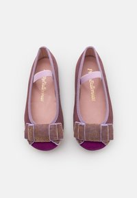 Pretty Ballerinas HANNAH - Baleríny s páskem - lila/rosé