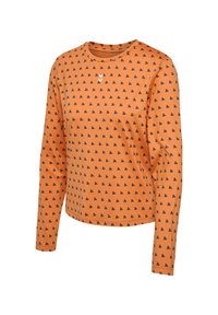 Langarmige oranje shirt gemaakt van zachte stof, met een herhalend zwart patroon en een klein logo op de borst.