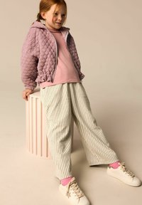 Miniaturna slika 5